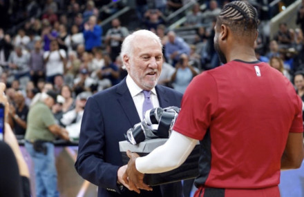 梅西树立的 梅西树立的